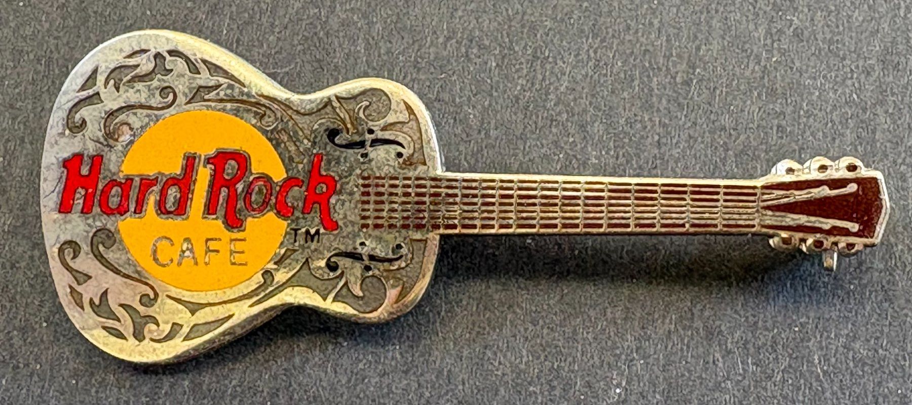 Hard Rock Cafe Placchette & Badge: ANSTECKNADEL HARD ROCK CAFE – Usato da Ostermundigen venduto da wini63