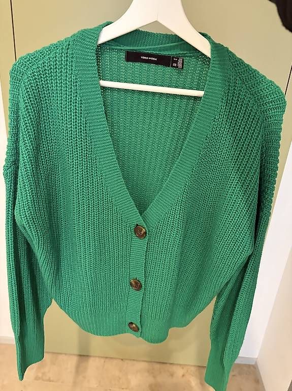 Jacken: Cardigan – Gebraucht aus Zürich von AJO91 2