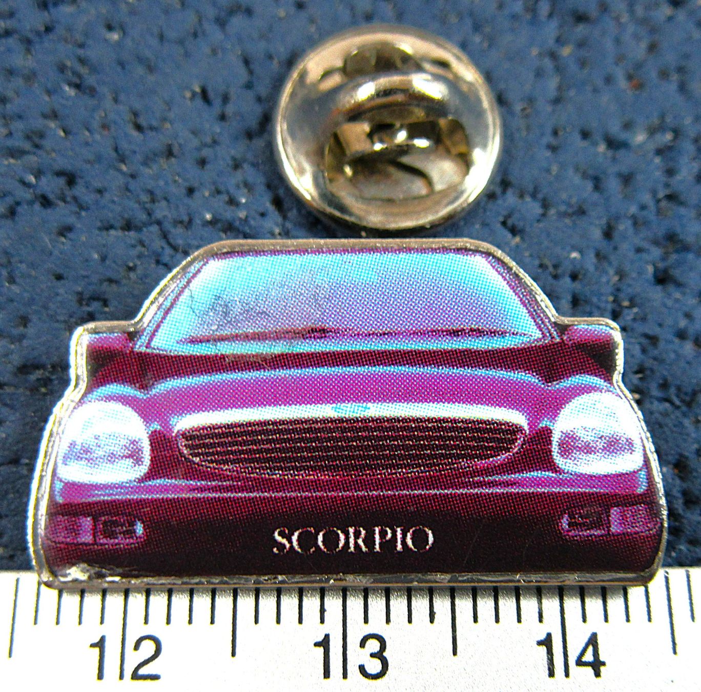 Ford Plaquettes & Badges: FORD SCORPIO AUTO PIN – D'occasion à Ettingen par Hausi4711