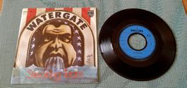 STREAKING TEAM, Watergate, Single