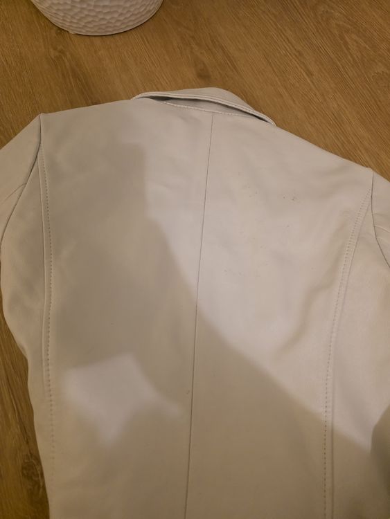 Vestes: Vintage White Leather Jacket – Neuf (Voir description) à Luzern par juli.star 4