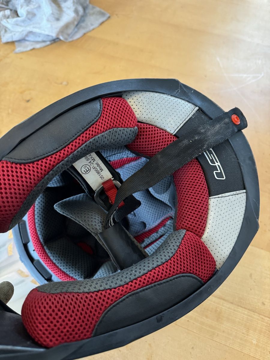 Caschi & visiere: Motorrad Helm – Usato da Dübendorf venduto da Sachs621 4