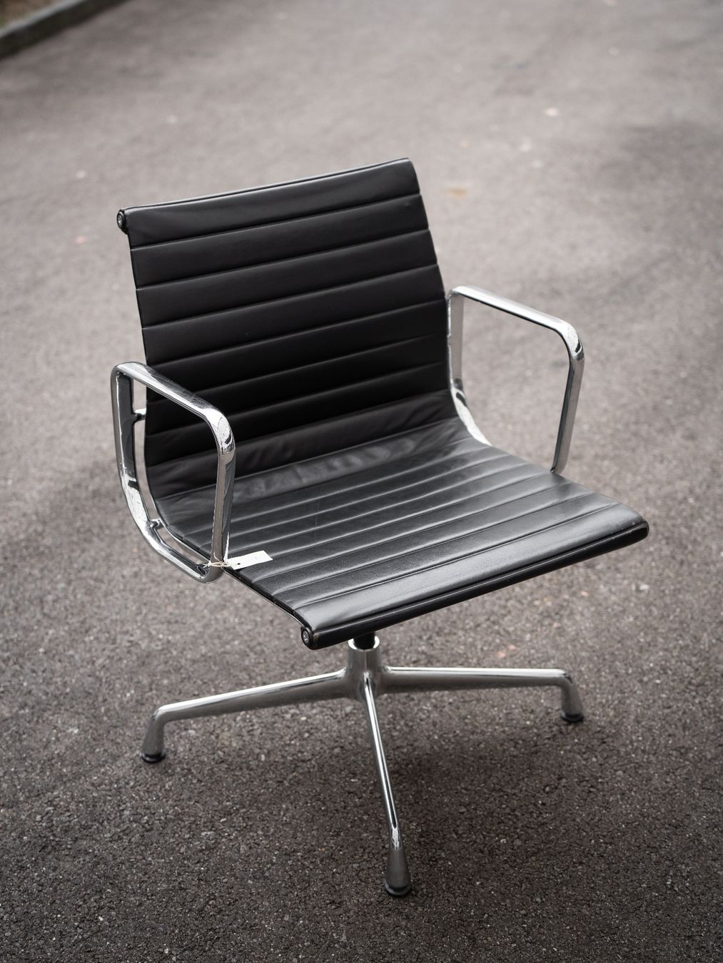 Eames Chair Vitra Gebraucht
