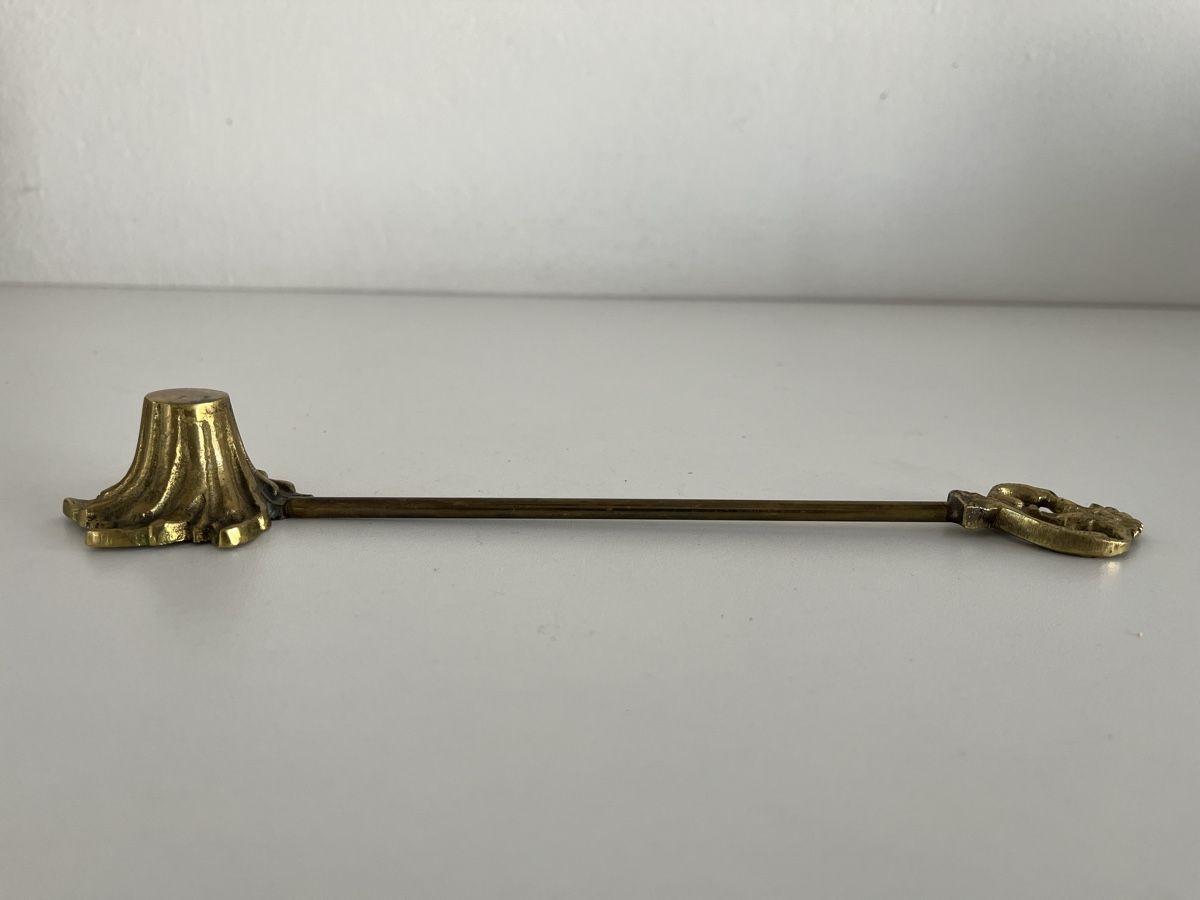 Tutte le decorazioni: Kerzenlöscher aus Messing – Usato da Wetzikon ZH venduto da seli03