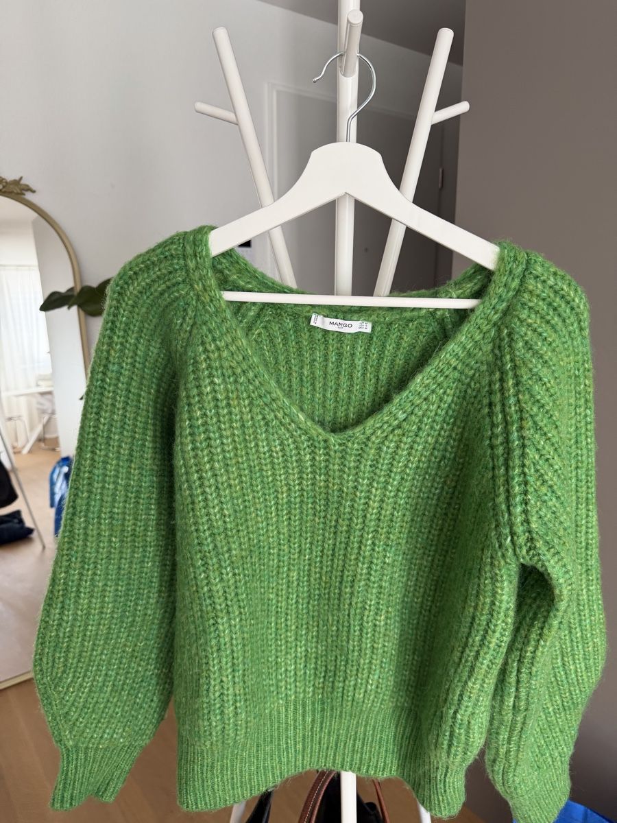 Mango Maglioni & Felpe: Mango Strickpullover V-Ausschnitt grün Grösse M – Usato da Olten venduto da Solongoo 2