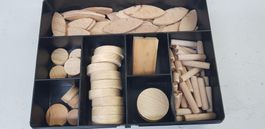 Lamellos Holz Zapfen und Dübelin praktischer Box