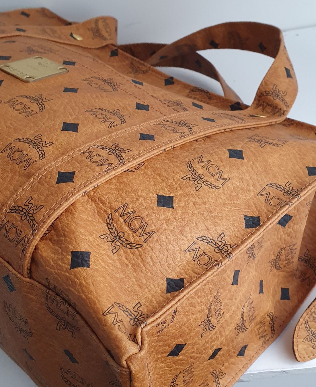 Mcm Borse da donna: MCM Shopper Medium Cognac Canvas – Usato da Niederteufen venduto da Mira_72 5