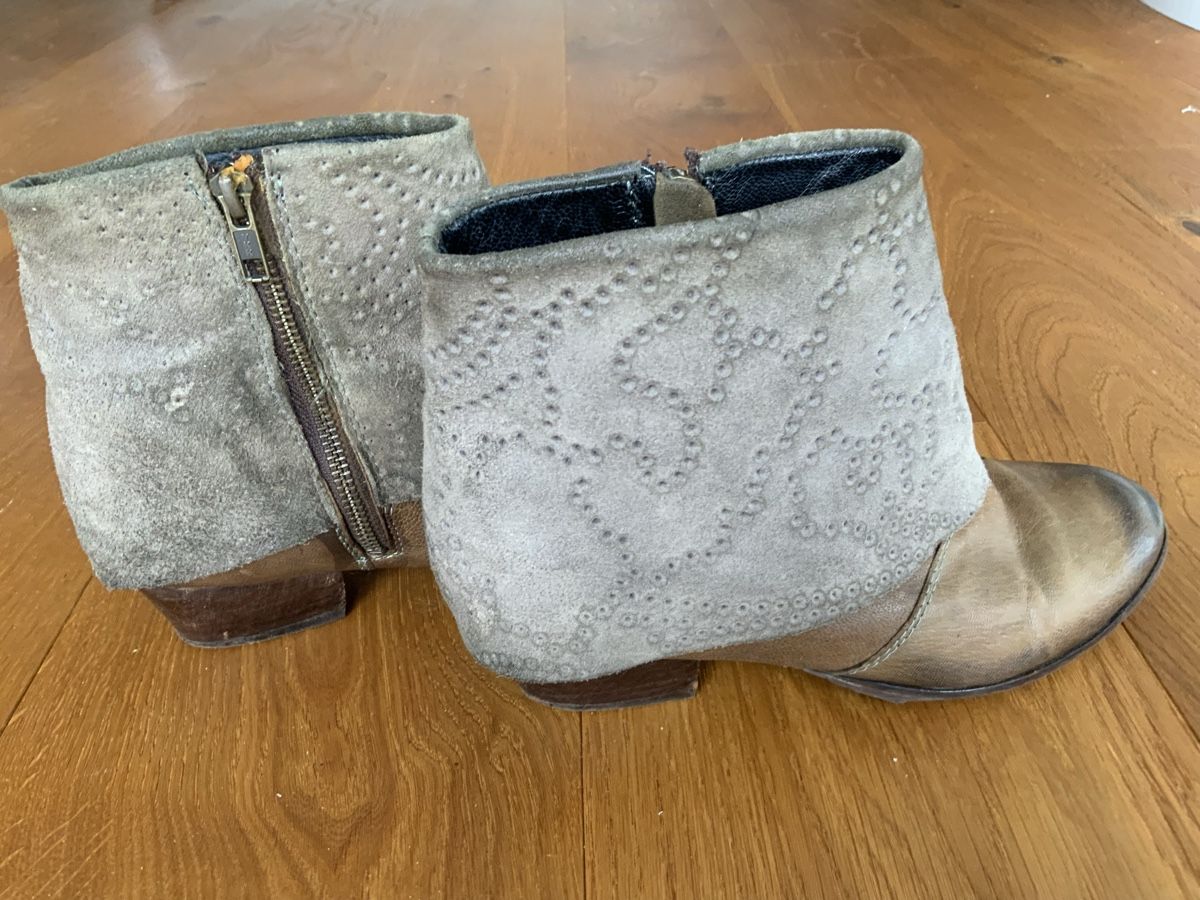 Scarpe da donna: Trendige Stiefeletten Gr. 38 - way not – Usato da Rorschacherberg venduto da chetan01 1