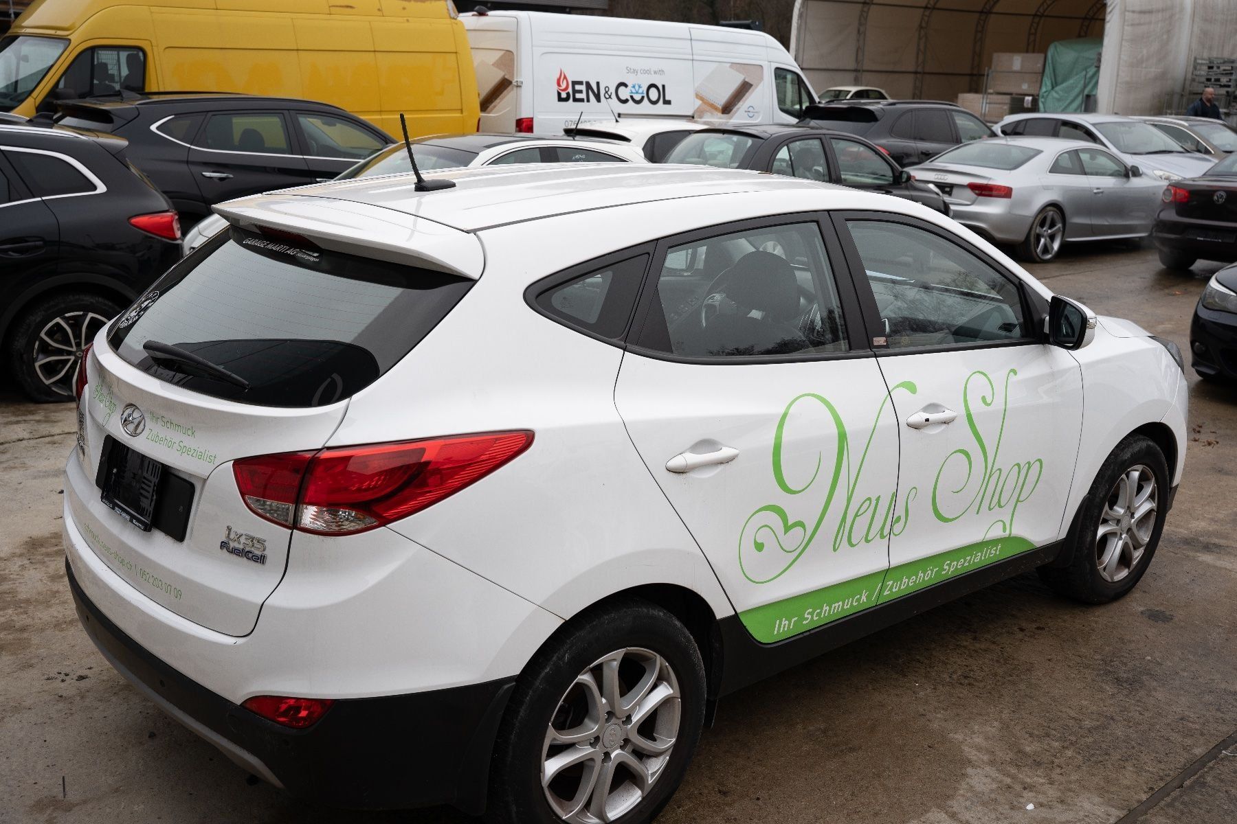 Hyundai Automobili: Hyundai ix35 Fuell cell - Wasserstoff – Difettoso da Affeltrangen venduto da AutoZentrumAG 2