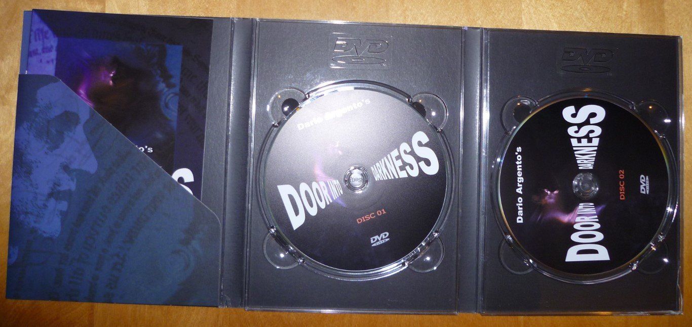 Tutti i DVDs: Door into Darkness - Dario Argento [2 DVDs] – Usato da Zürich venduto da Gretchen 1
