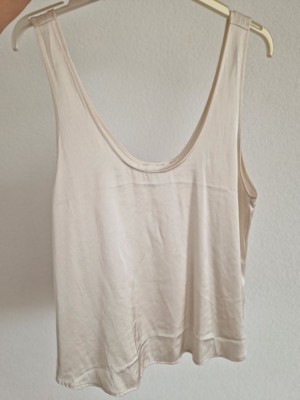 H&M Top: H&M Satin Top in Cremeweiss, Grösse M – Usato da Erlinsbach SO venduto da ULIKH 1