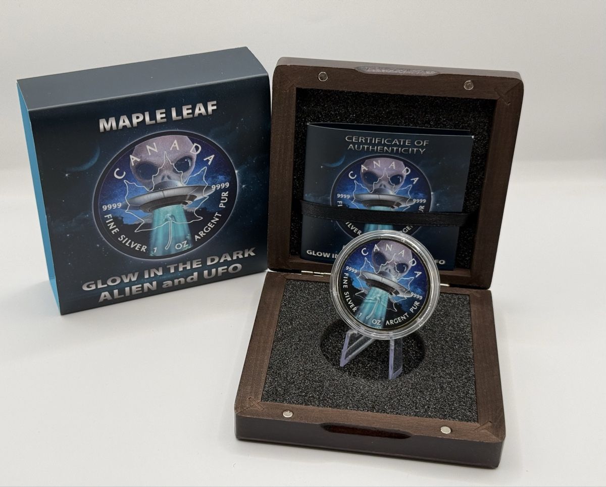 Tutti le monete: Maple Leaf Ahornblatt UFO Alien Glow 1 Oz Silber 2018 – Nuovo (secondo la descrizione) da Zürich venduto da Circle-9-Coins