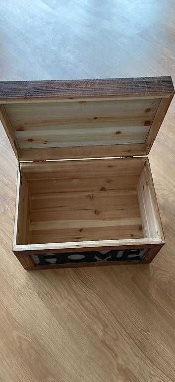 Truhen: Schatztruhe/Box, Couch-Tisch – Gebraucht aus Dübendorf von laser_91 3