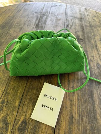 Authentic Bottega Veneta Pouch Bag, Green Leather 💚