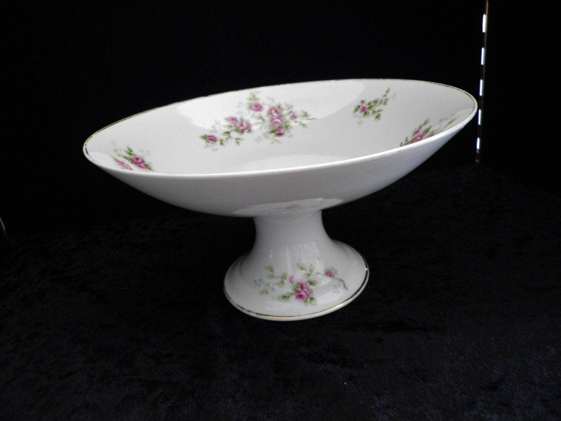 Ciotole: Fuss-Schale Limoges mit Blumendekor – Usato da Reinach BL venduto da Annodomini