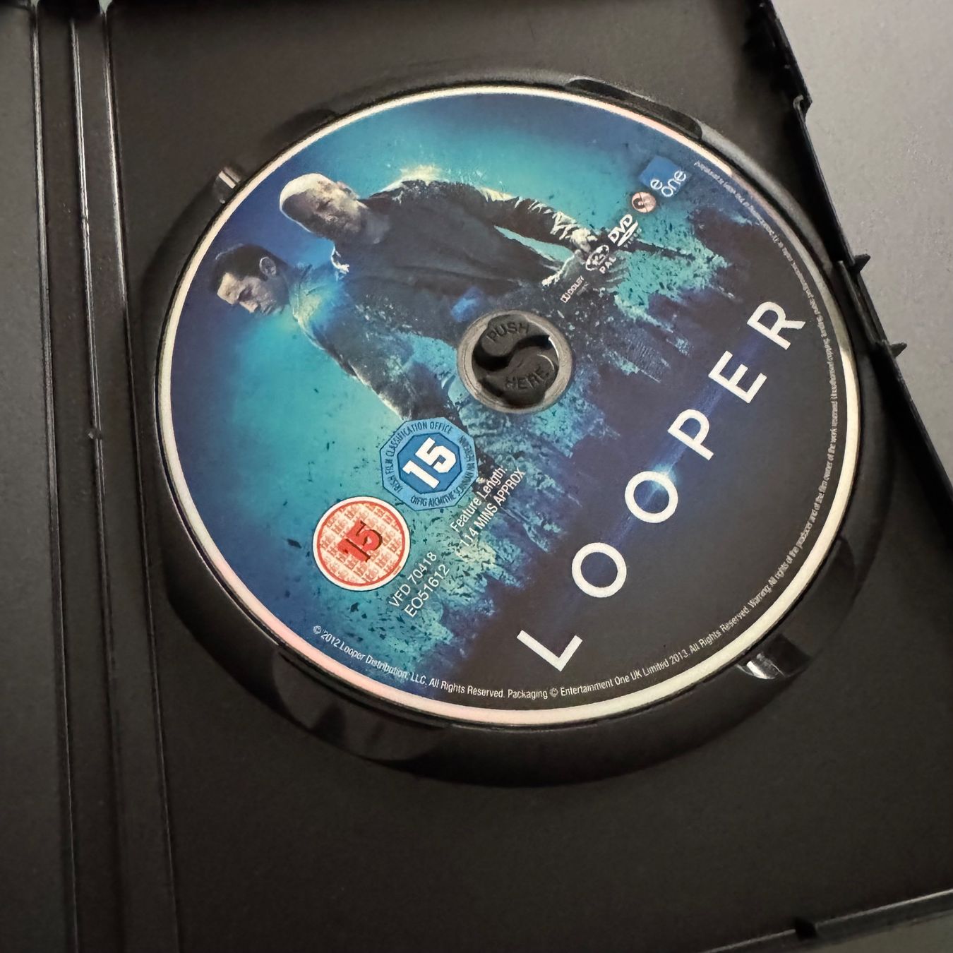 Tutti i DVDs: Looper (DVD; UK-Version) NEUWERTIG – Nuovo (secondo la descrizione) da Schaffhausen venduto da AMJoho 2