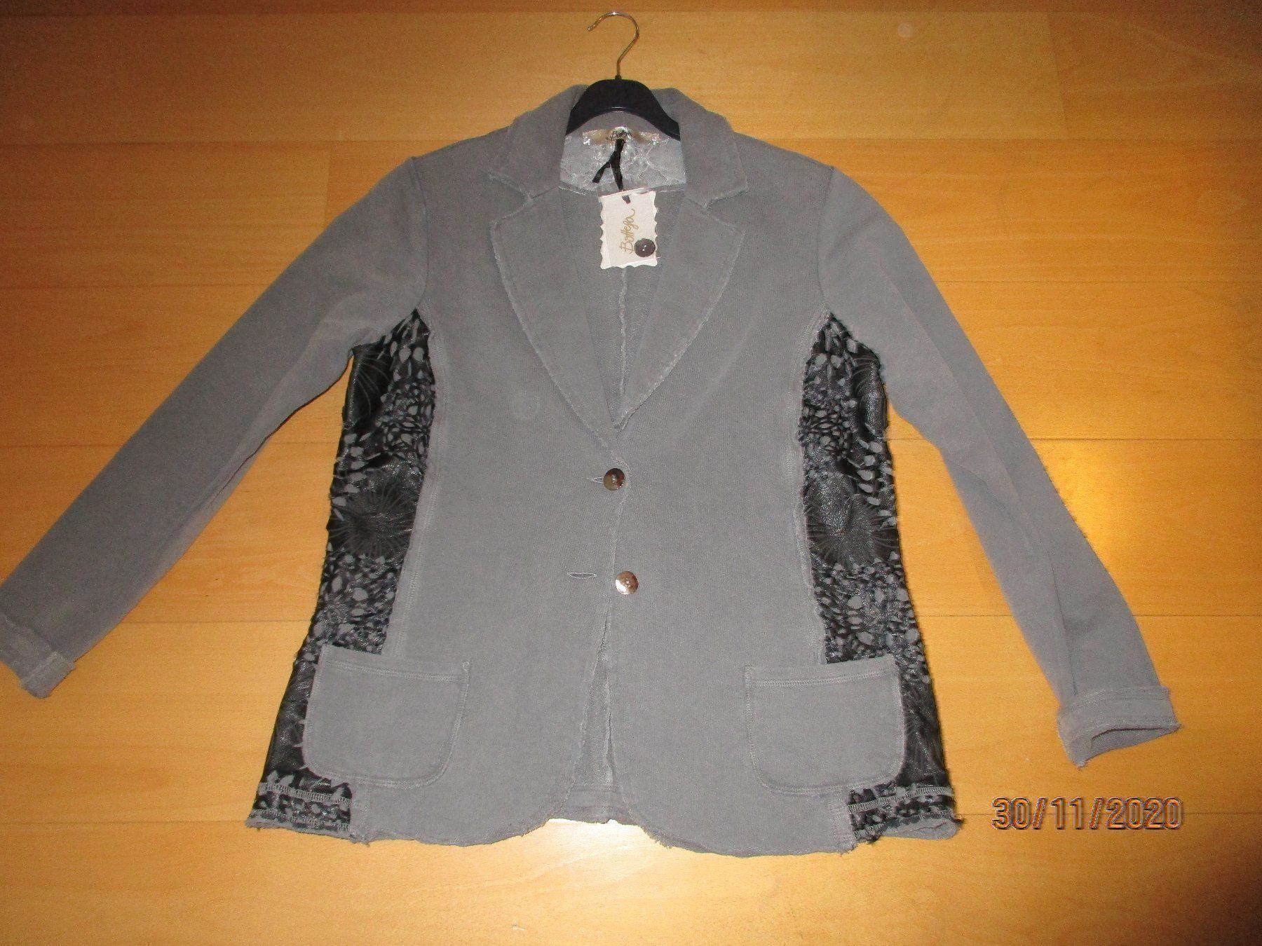 Bottega Veneta Giacche: Bottega Blazer XL ein Traum – Nuovo (secondo la descrizione) da Ottenbach venduto da Claurin