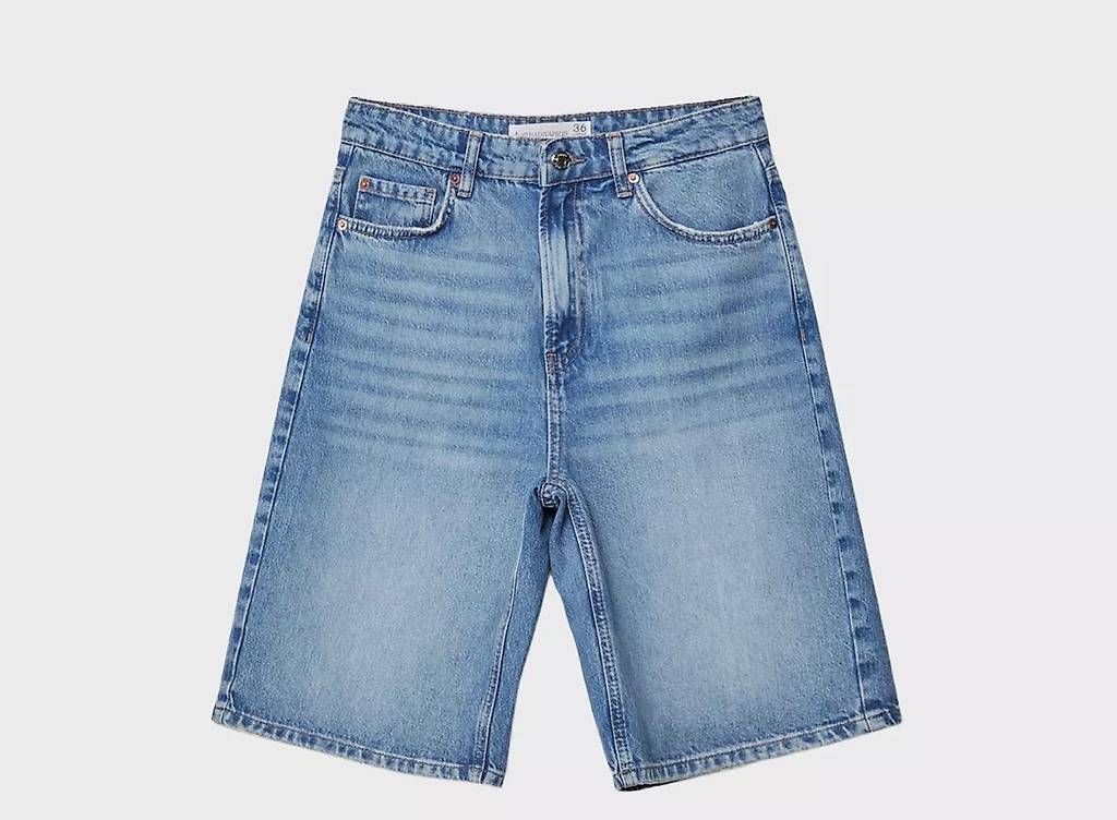 Jeans: Jeansshorts Knielang Gr.36 – Usato da Pfäffikon/SZ venduto da PATROL-23
