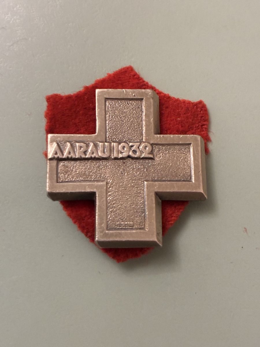 Placchette & Badge: Abzeichen 1932 Eidgenössisches Turnfest in Aarau – Usato da Altdorf UR venduto da Arnold510