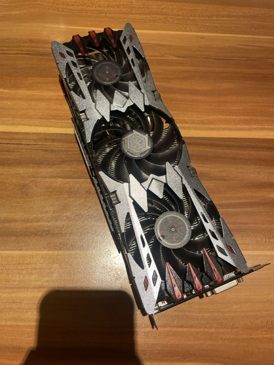 Schede grafiche: Graphics card  – Usato da Goldau venduto da Daaff94 1