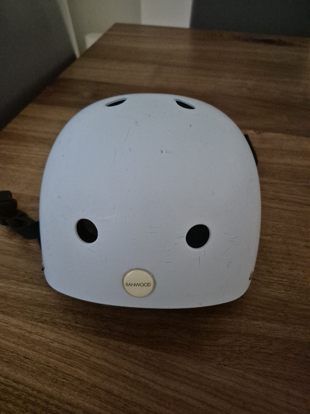 Banwood Caschi: Banwood Kinderhelm hellblau  – Usato da Stans venduto da vonmsa 1
