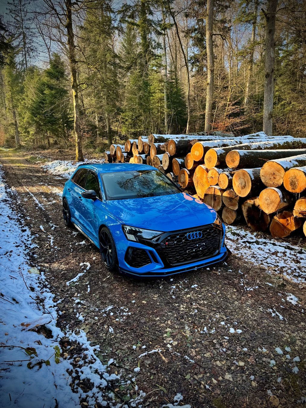 Audi Automobili: Audi RS3 8Y, Leasing possible ! – Usato da vendlincourt venduto da leo-regnier 5
