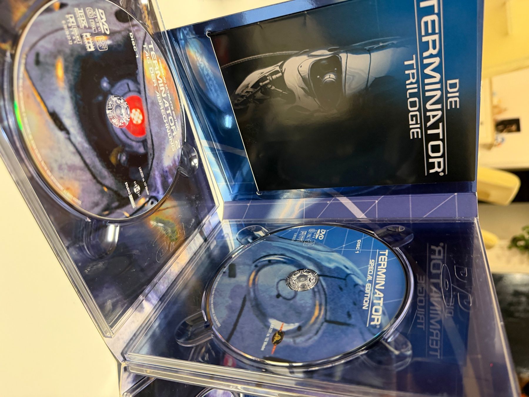 Tutti i DVDs: DVD Filme ***Speziell Edition*** – Usato da Dällikon venduto da YOTECH 5