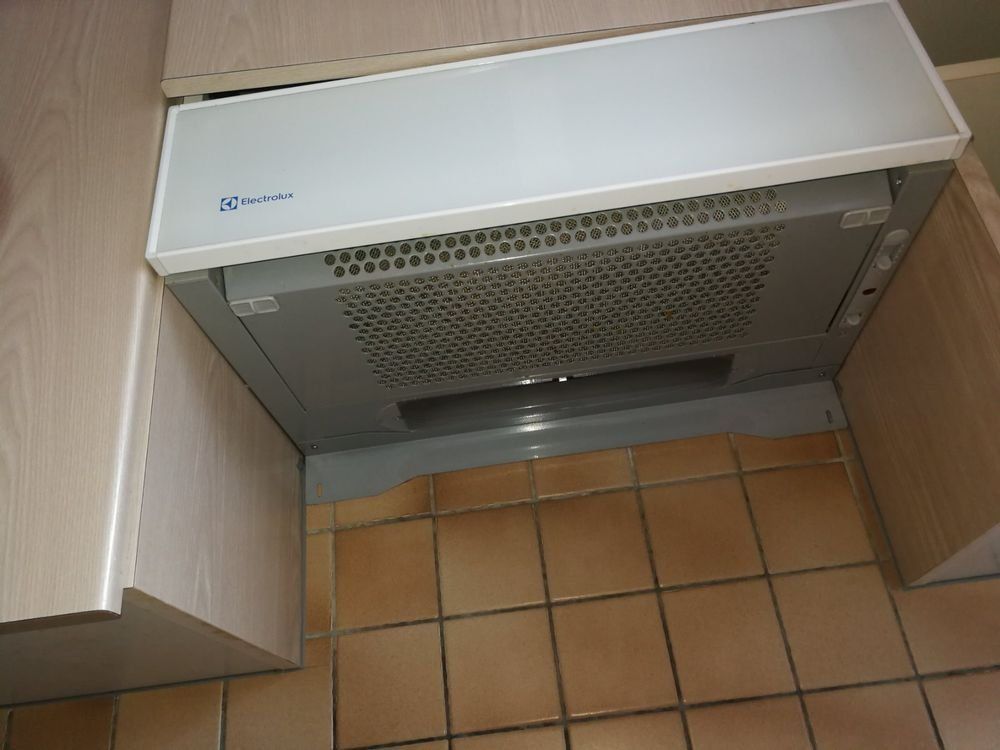 Electrolux Dampfabzug: Dunstabzugshaube & Dampfabzug Electrolux – Gebraucht aus Spreitenbach von Space_X 2