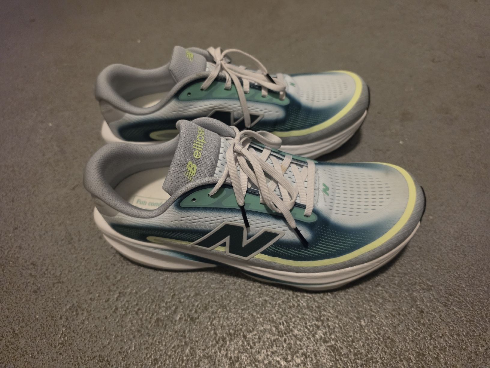 New Balance Scarpe da uomo: New Balance Ellipse 44 – Usato da Diepoldsau venduto da To_Rapid95