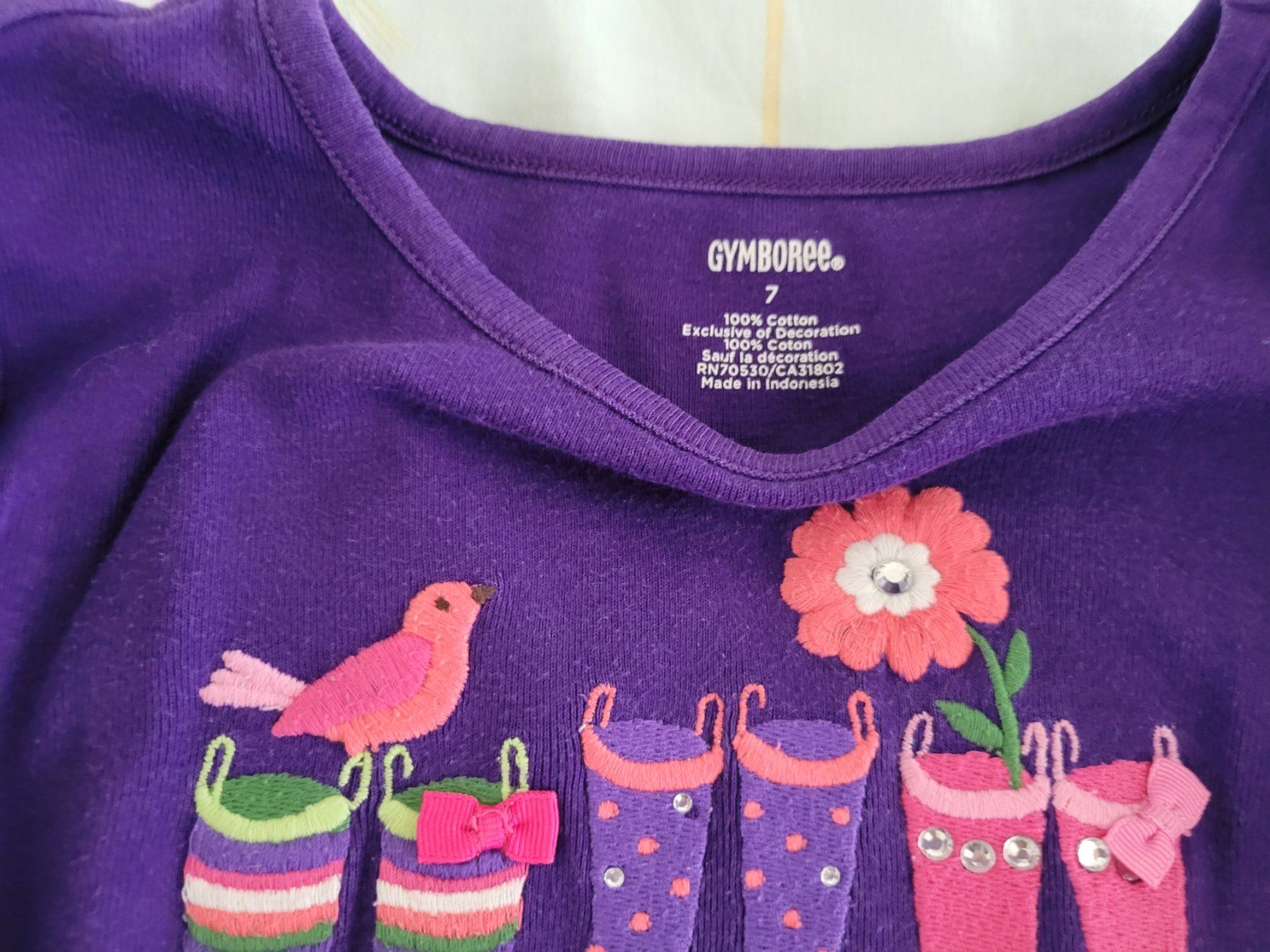 Blouses, T-shirts & Tops: 2 T-Shirts- 122/128 – D'occasion à Zürich par heldc 3