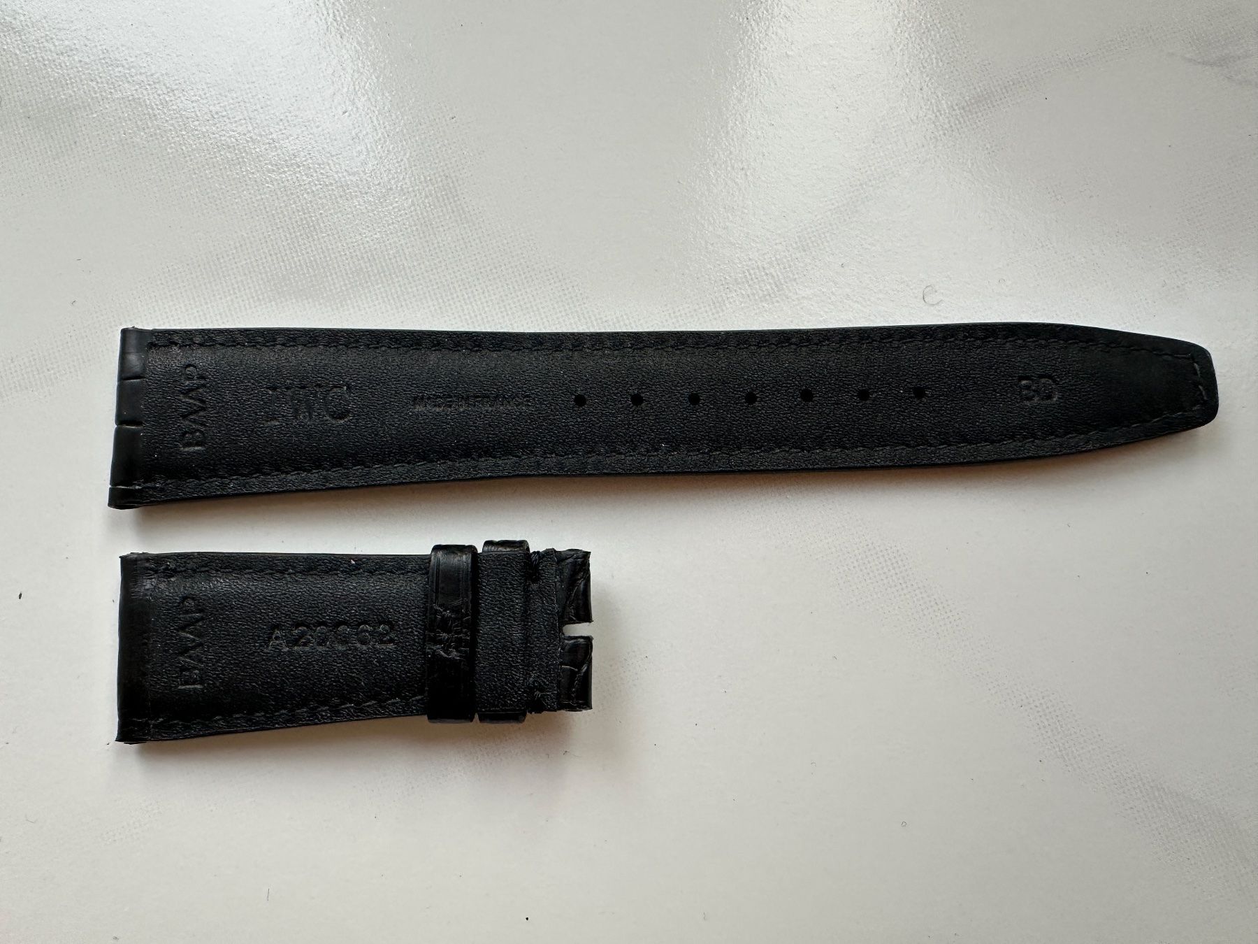 IWC Uhren: IWC Krokodillederband – Neu und originalverpackt aus Neunkirch von internet-shop 1