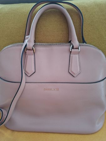 Sac à main COCCINELLE rose beige, bandoulière excellent état