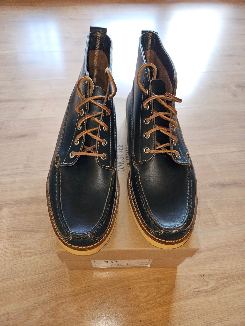 Scarpe da uomo: Oak Street Bootmakers Camp Boot Moccassin Blue EU43.5 / UK10 – Nuovo e nell'imballaggio originale da Liesberg venduto da mcr_jkf8 1