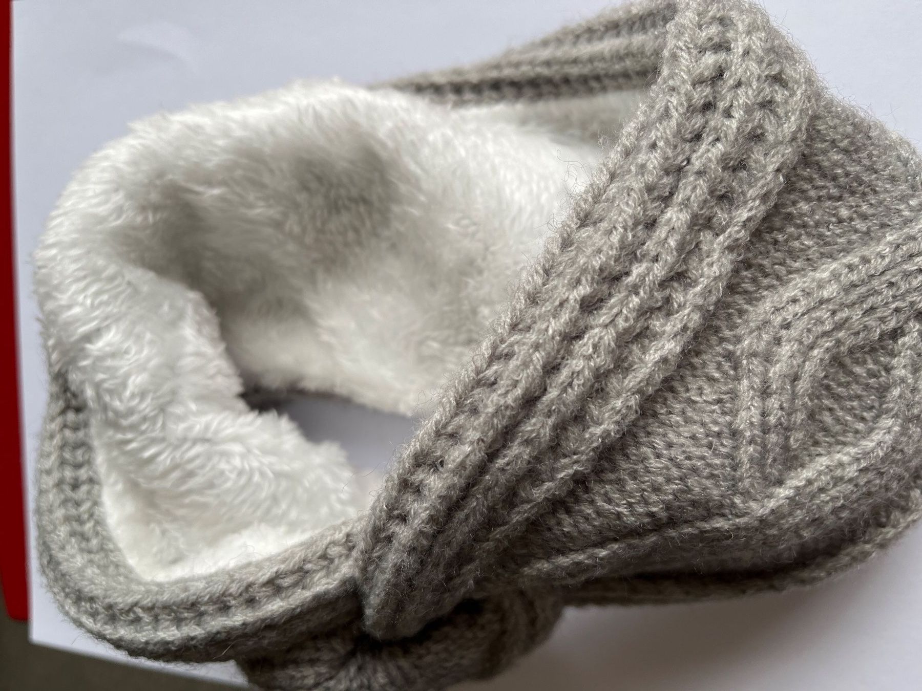 Copricapi, berretti & cappellini: breites Strick Stirnband, grau, Innenseite Teddyfleece – Nuovo e nell'imballaggio originale da Adliswil venduto da eri.40 3