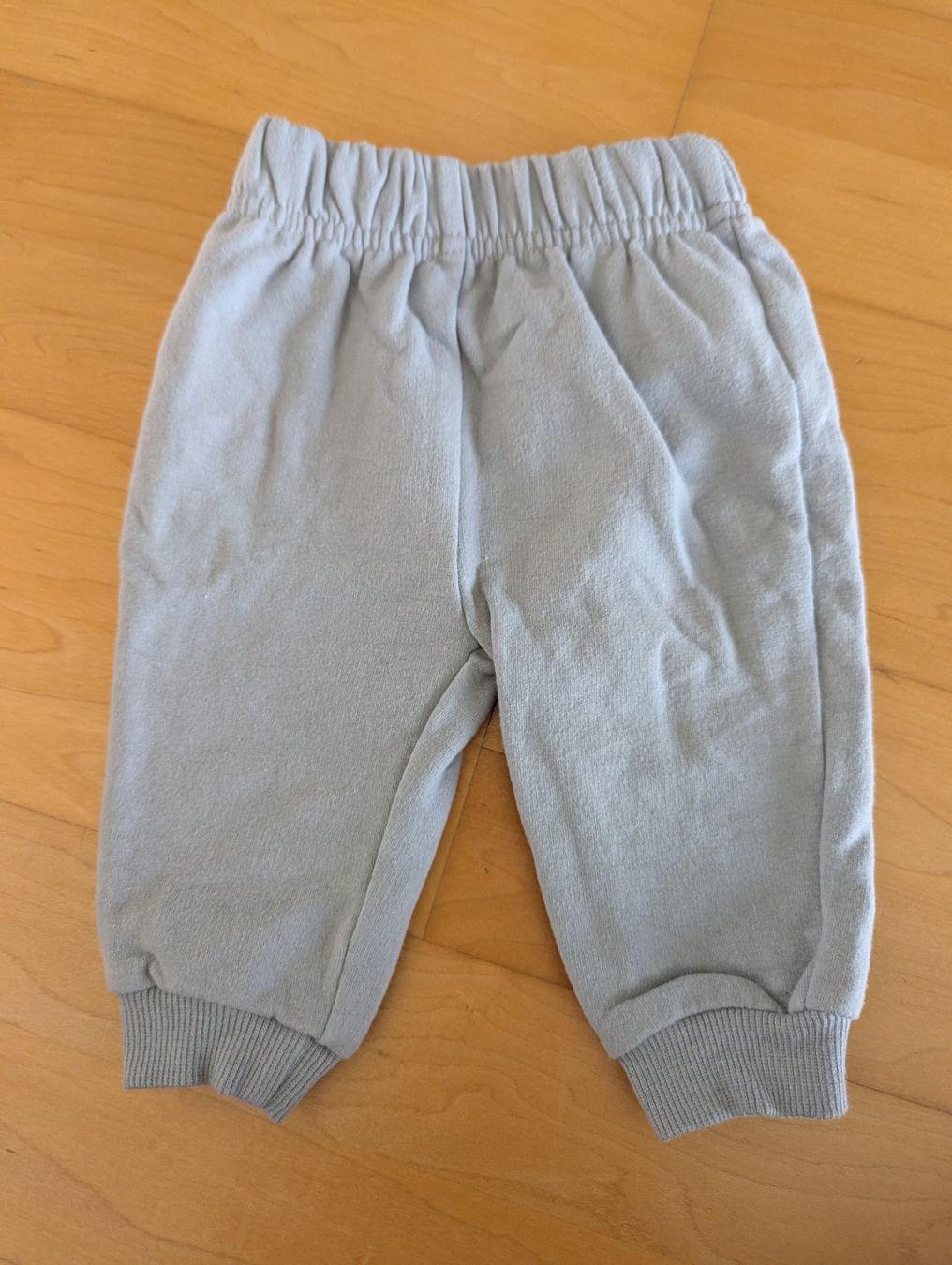 C&A Hosen: 3 Kinder Hosen Grösse 62 – Gebraucht aus Uster von matus.brlit 4