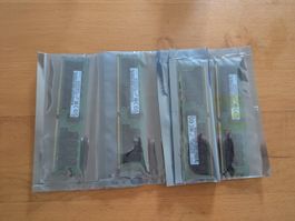 128GB Samsung Semic DDR4 3200MHz 32GB RAM (M393A4K40DB3-CWE)