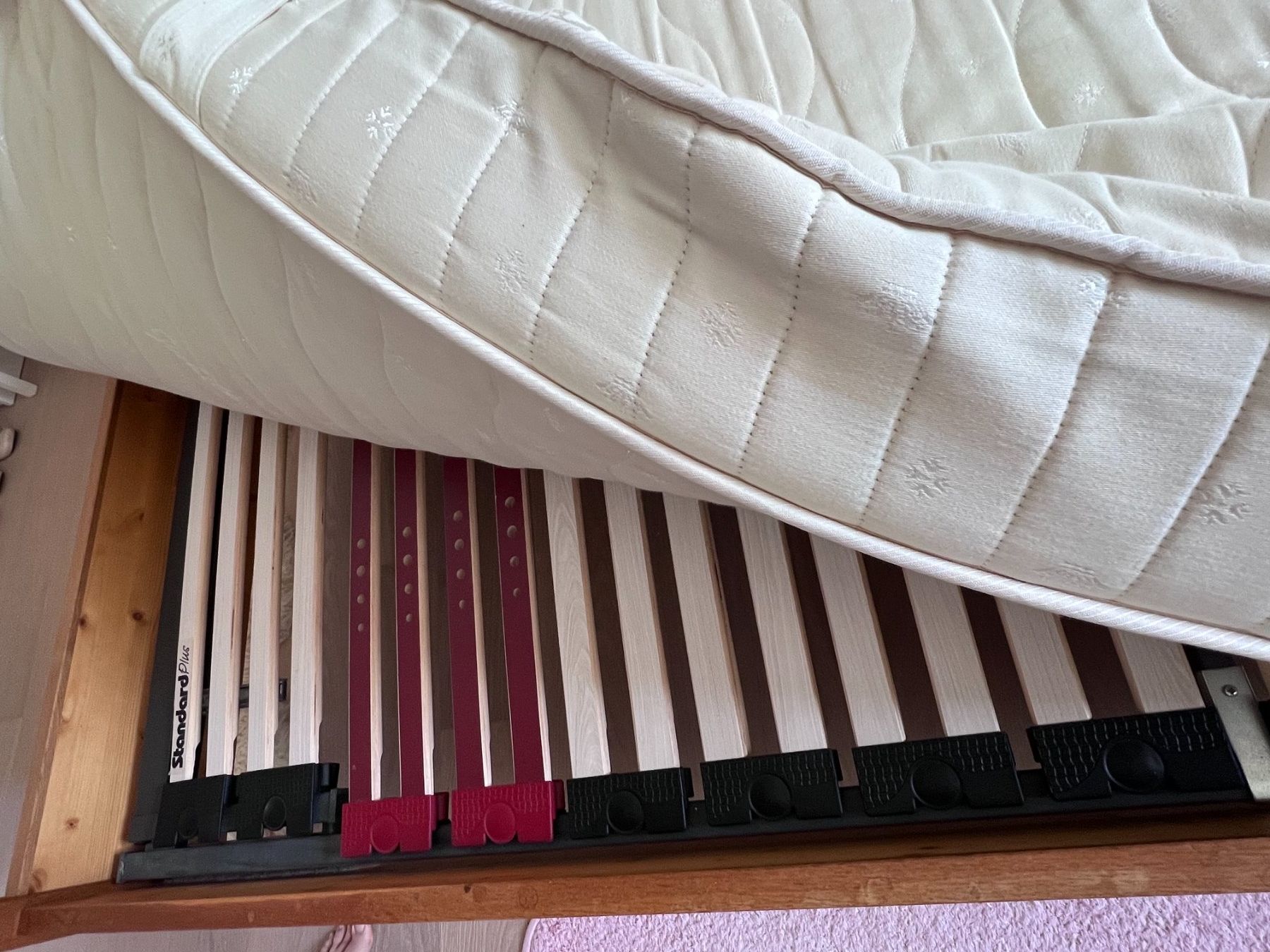 Betten: Himmelbett Buchen-/Eichenholz 200x160cm – Gebraucht aus Derendingen von E.Holzer 5