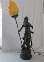 Vintage Tischlampe Frauenfigur franz. Style