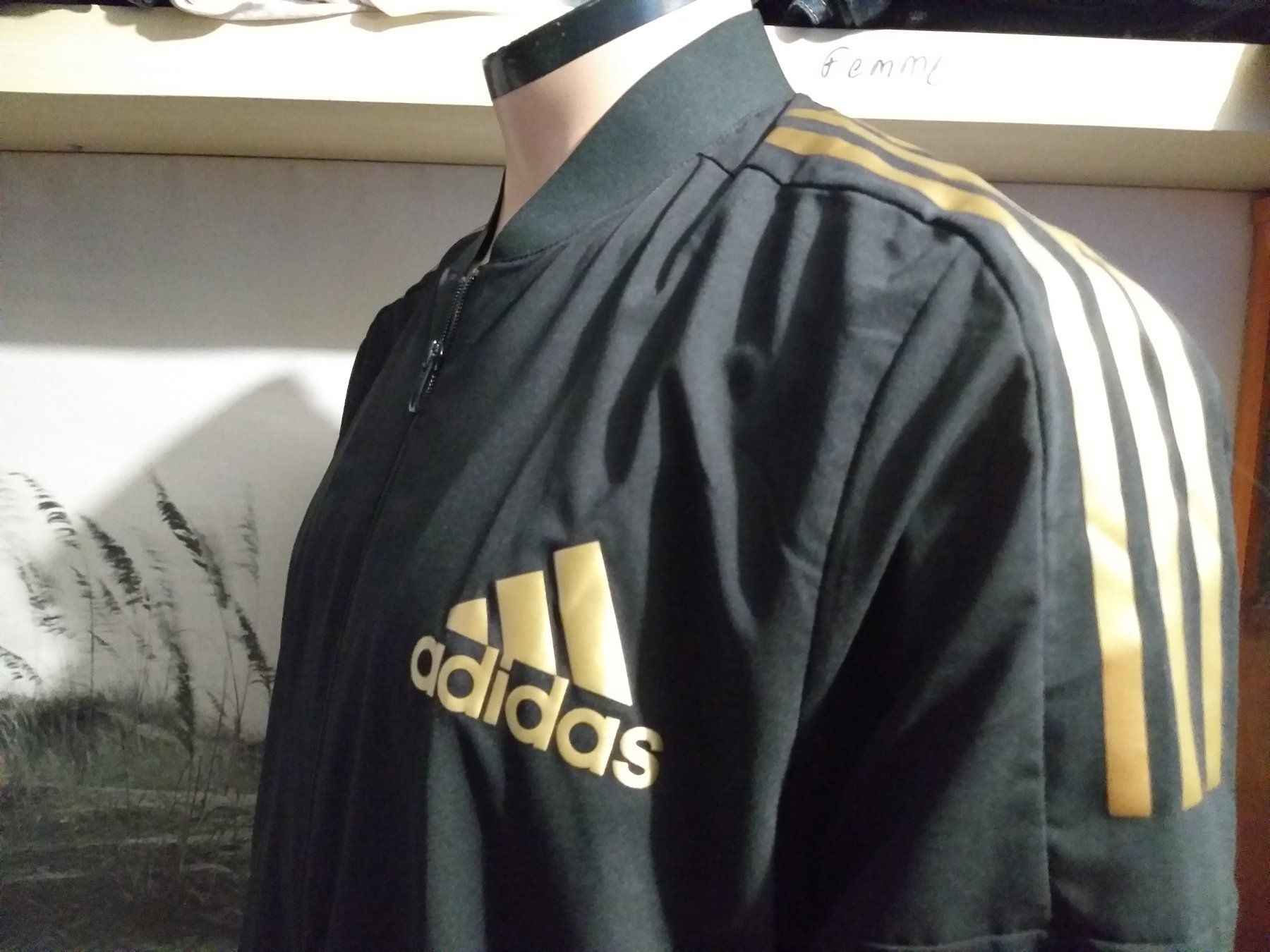 Adidas Giacche: Veste / Jacke ADIDAS  Taille / Grosse M – Usato da Cossonay-ville venduto da Super-Price-Quality 4