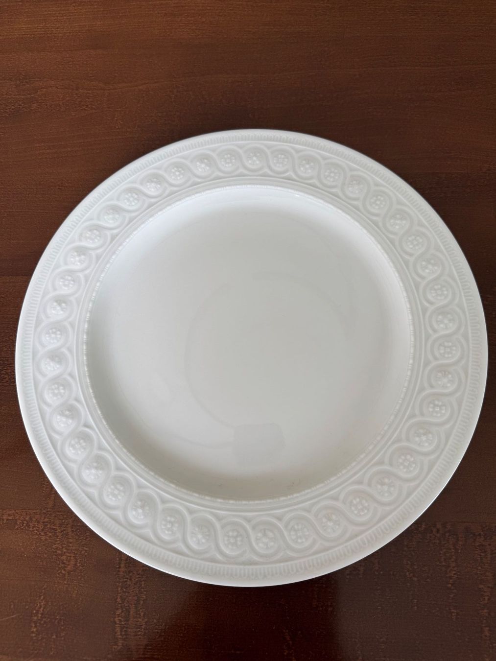 Bernardaud Teller: Platzteller – Neu (gemäss Beschreibung) aus Muttenz von Steiki