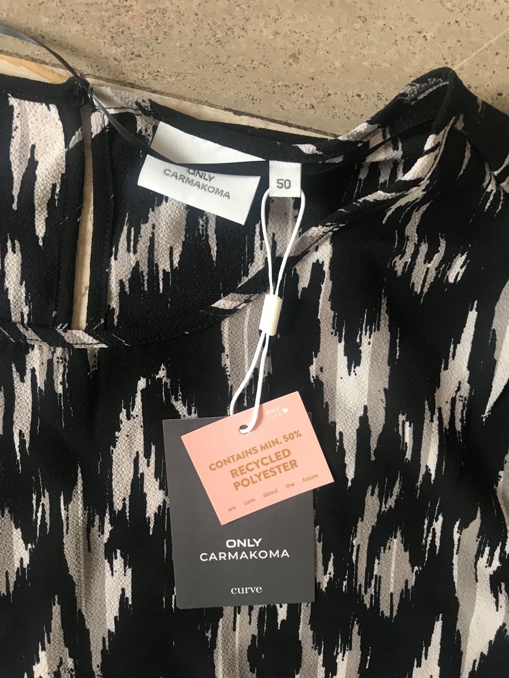 Only Camicette: Bluse NEU – Nuovo e nell'imballaggio originale da Oftringen venduto da mbc_b8vr 1