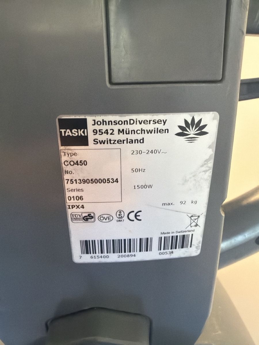 Toutes les machines: Taski Scheuersaugmaschine Swingo 450e  – D'occasion à St.Gallen par cannondale02 3