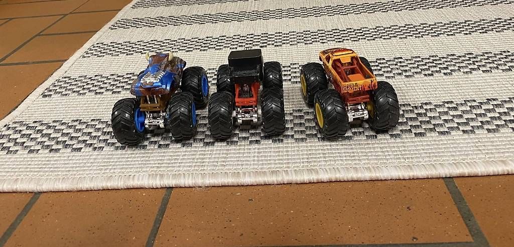 Spielzeuge: Hot Wheel Autos Monster Truck  – Gebraucht aus Effretikon von ivo_btd6 4