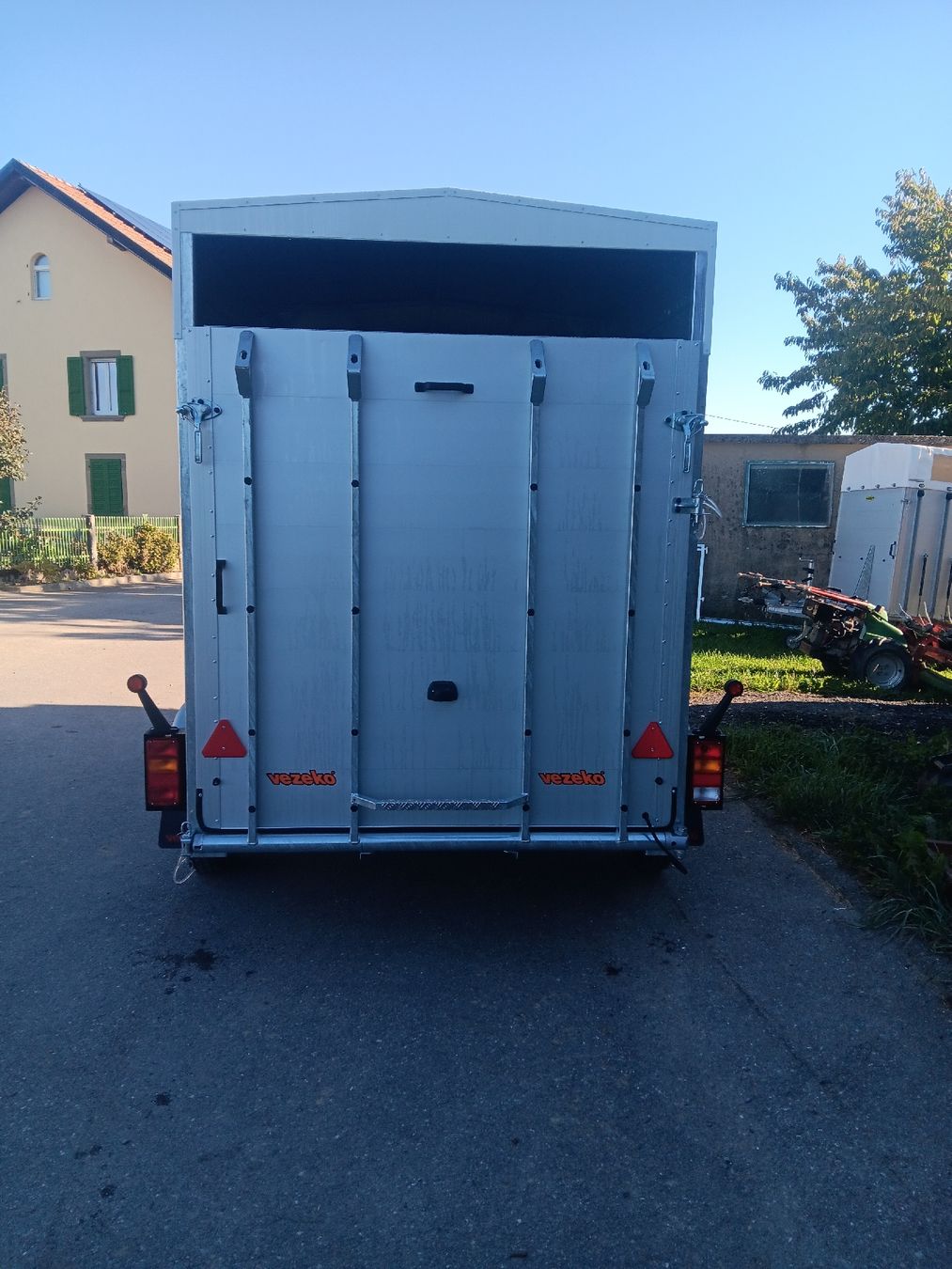 Rimorchi: Vezeko 2700 E – Nuovo e nell'imballaggio originale da Châtonnaye venduto da dou_6hsd 6