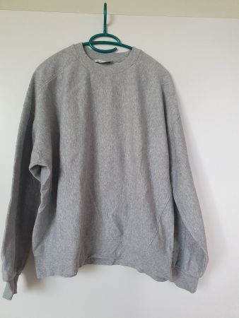 Grauer Bershka Pullover, Grösse XS, Top Zustand für den W...