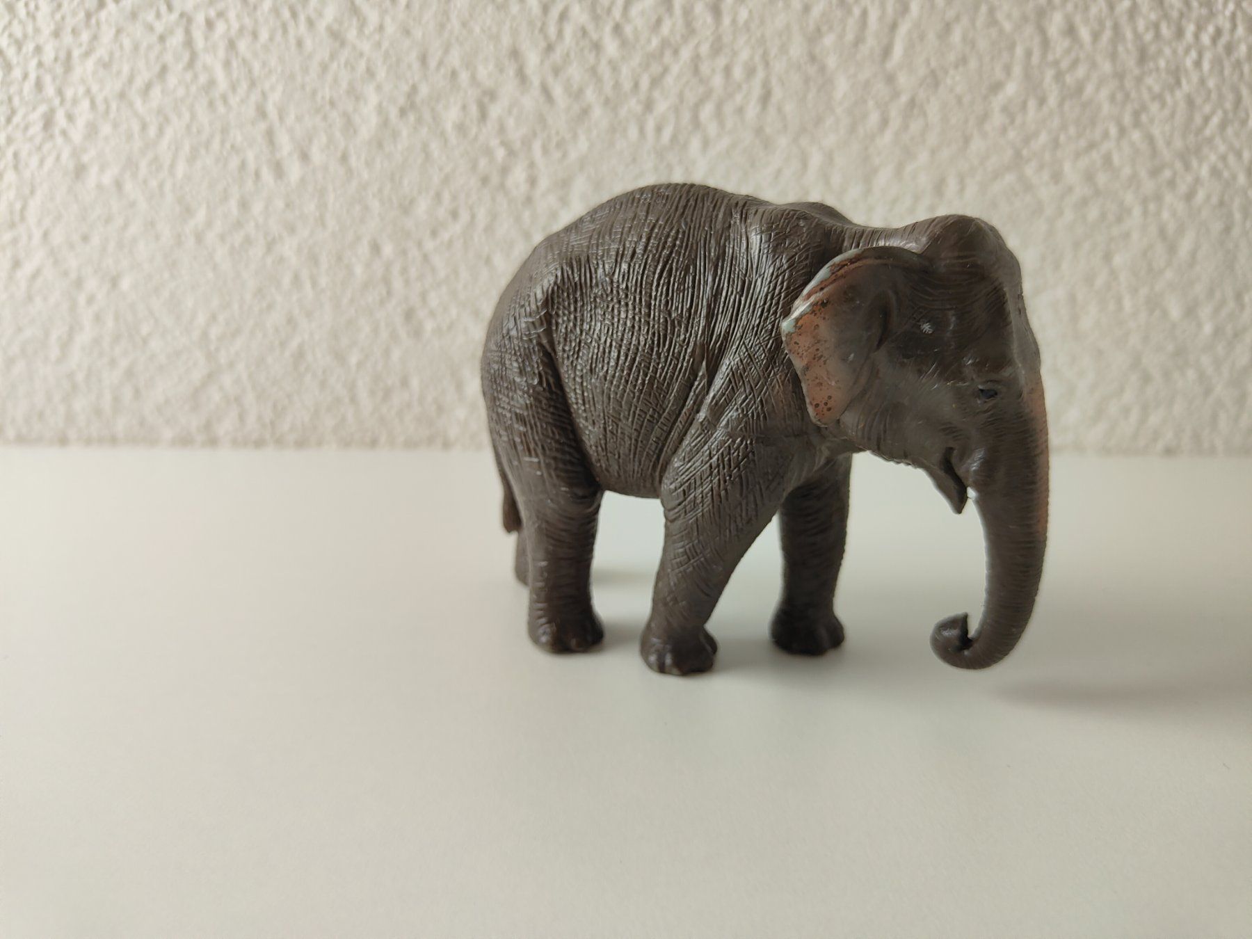 Figuren: Mojo Elefant Wild Life Zoo – Gebraucht aus Thalwil von FigurenFreunde