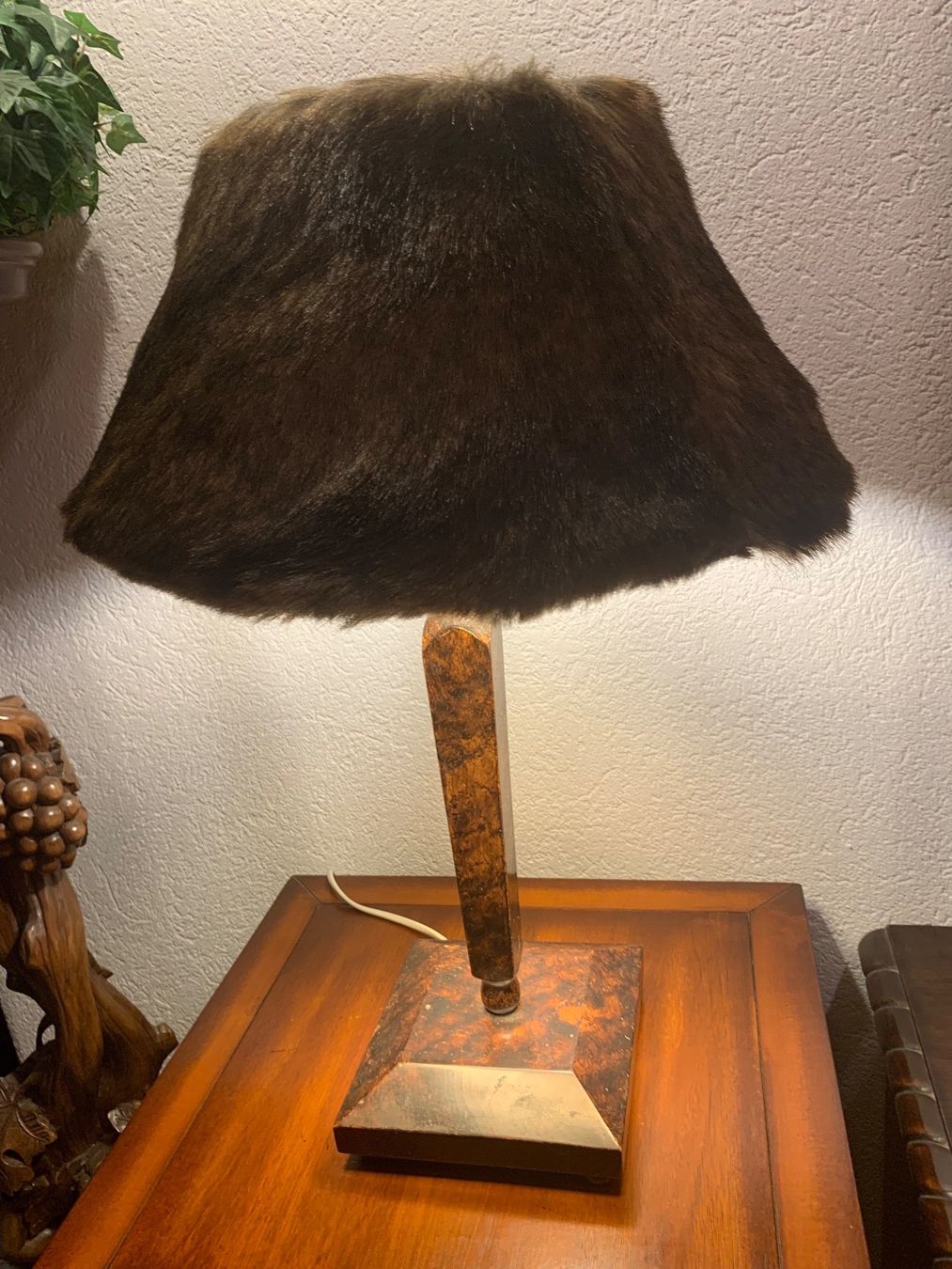 Lampen: Äussert edle Designlampe mit Kunstfell Schirm – Gebraucht aus Rothrist von Oddymanliane 2