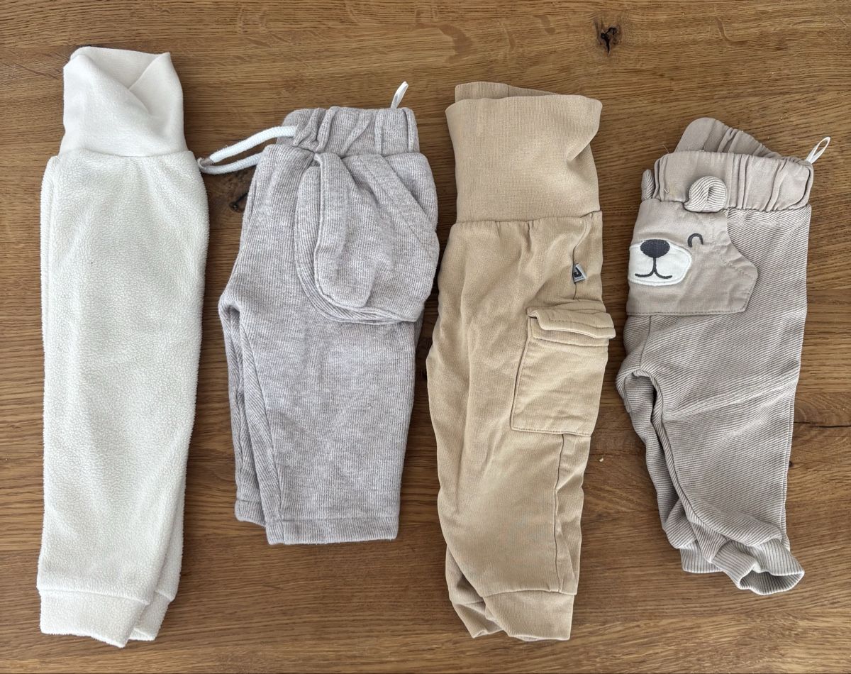 Pantaloni: 6 Babyhosen lang – Usato da Toffen venduto da Mara685 1