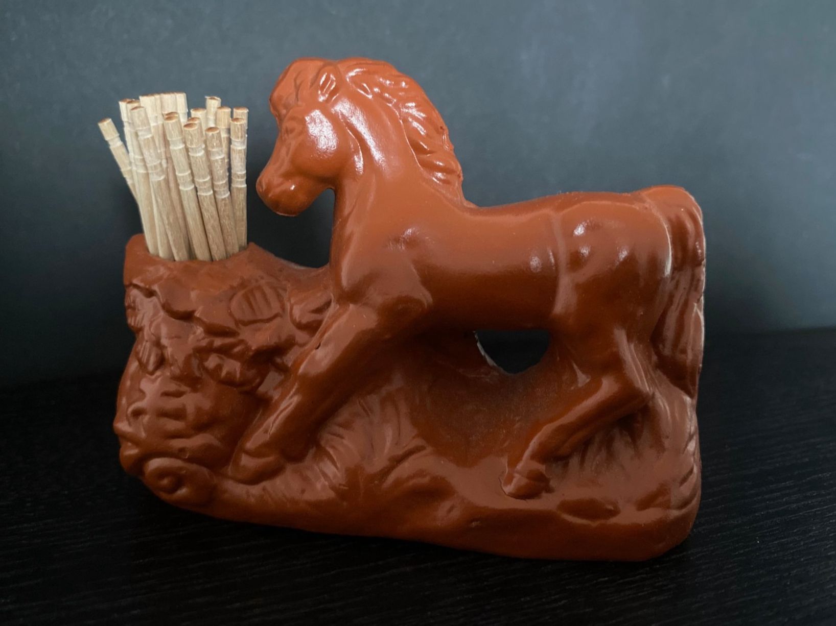 Statuette: Zahnstocherhalter aus Japan "Kouma" – Nuovo (secondo la descrizione) da Aarau venduto da chicochicomama
