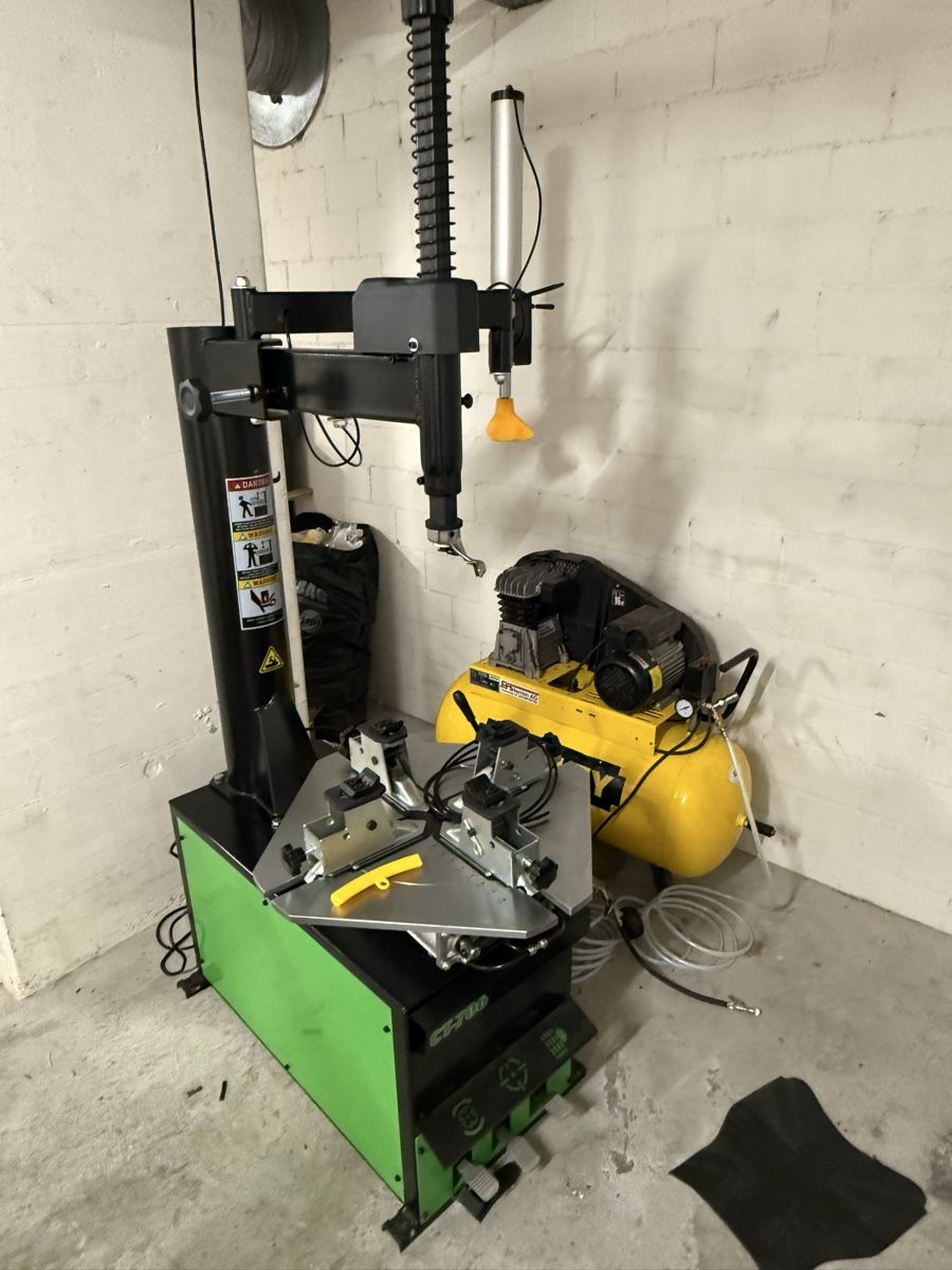 Toutes les machines: Pneu Maschine + Kompressor – D'occasion à Zürich par moh_dk7v 4